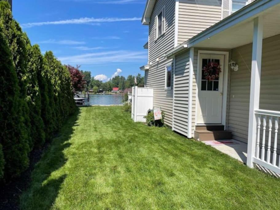 Belmont Waterfront Home With Dock المظهر الخارجي الصورة